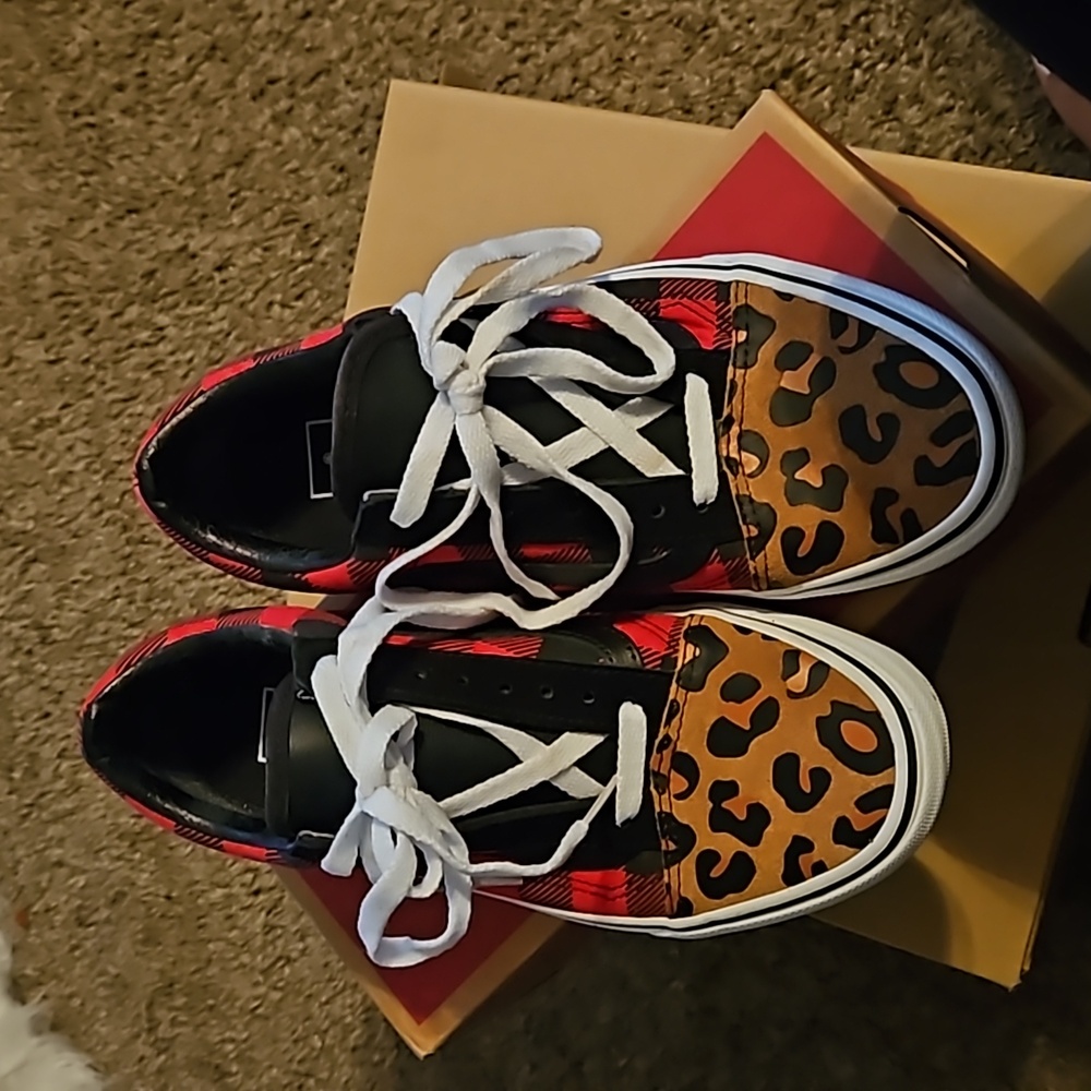 Old Skool Vans Like New
